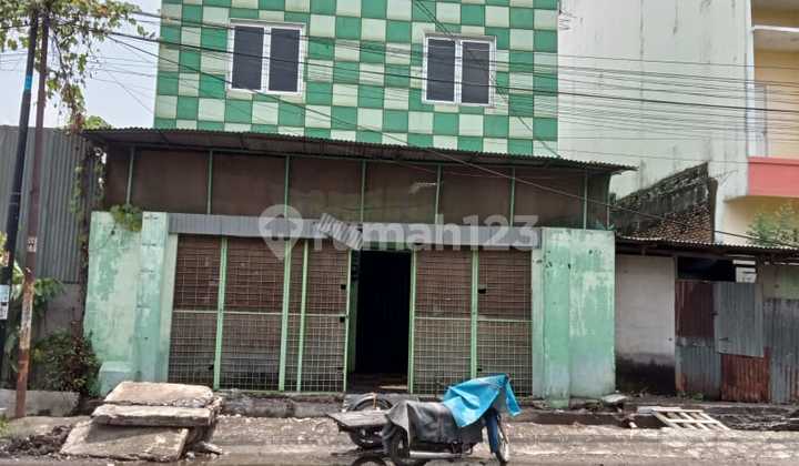 Dijual Tanah dan 2 Ruko Langsung 3 Tingkat