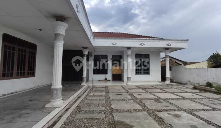 Dijual Rumah 2 Unit Bergandengan Luas SHM 2