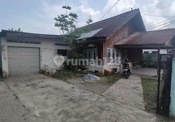 Dijual Rumah + Tanah Daerah Kapten Muslim Uk 12 X 19 M