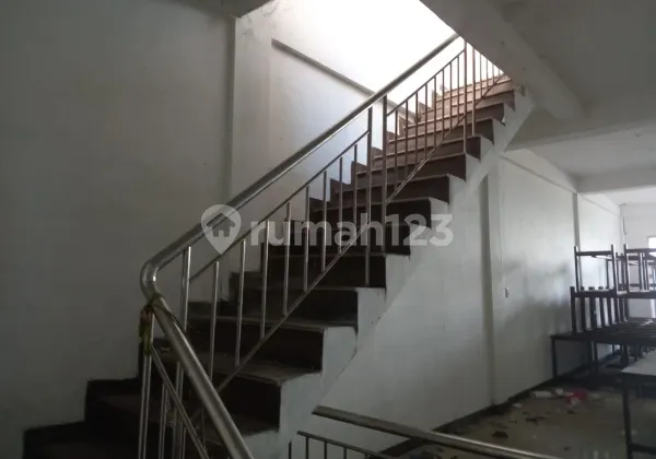 For Sale Shop House 4 X 22 Meters in Akasia Raya Area, Siantar 2