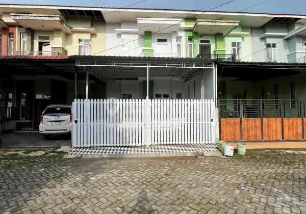 Rumah Di Komplek 2 Lantai Bagus SHM di Kedai Durian, Medan Johor 1