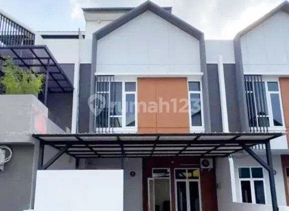 Dijual Rumah Cantik Full Furnish di Komplek Sekitar Ringroad