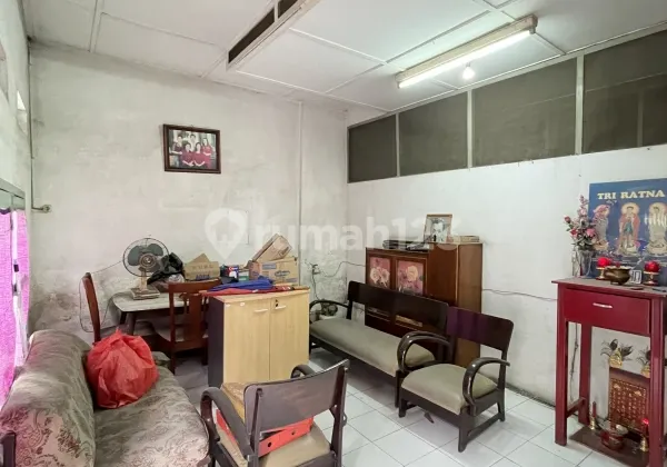 Dijual Rumah Bangunan Lama ukuran 5x27 m 2