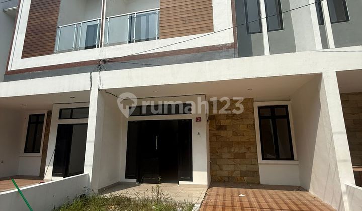 Rekomendasi Rumah Komplek2 lantai dekat Citraland dan Unimed