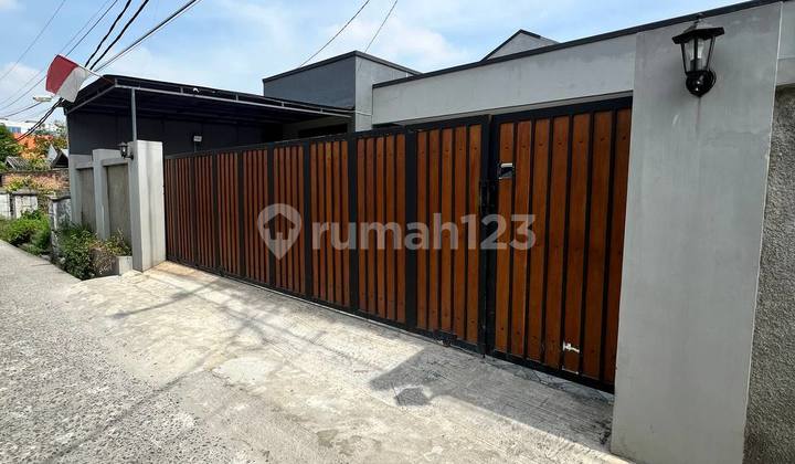 Dijual Rumah Cantik dengan halaman yang Luas di Tengah Kota Medan Dijual Rumah Cantik dengan halaman yang Luas di Tengah Kota Medan