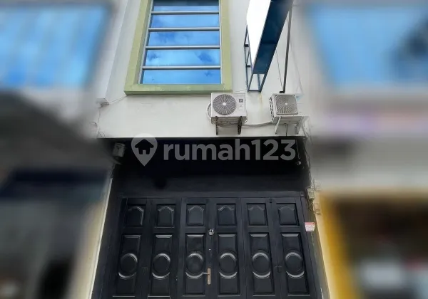 Dijual Ruko Strategis 3,5 Lantai di Komplek Besar Jcity Johor Dijual Ruko Strategis 3,5 Lantai di Komplek Besar Jcity Johor