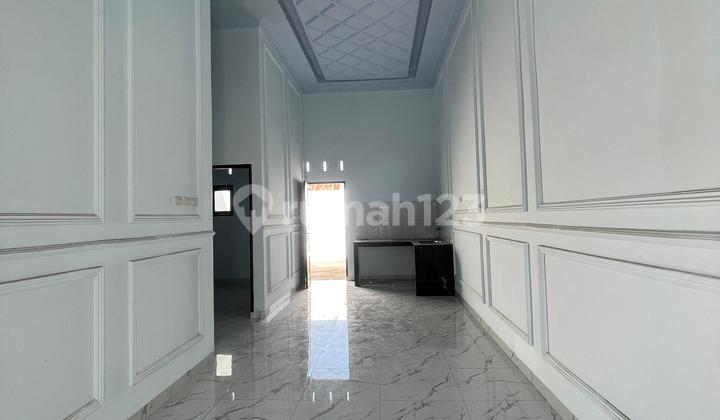 For Sale: New, Attractive House by the Road Ready to Occupy 2