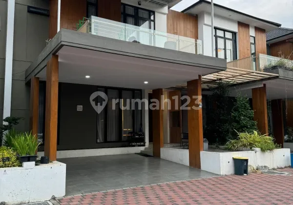 Dijual Rumah Mewah Full Furnished di J City Dijual Rumah Mewah Full Furnished di J City