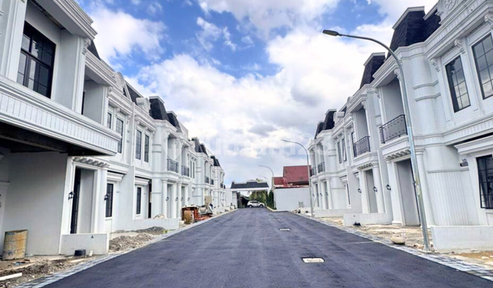 Last Unit Rumah komplek lebar 8 meter Nodigon Premiere  2