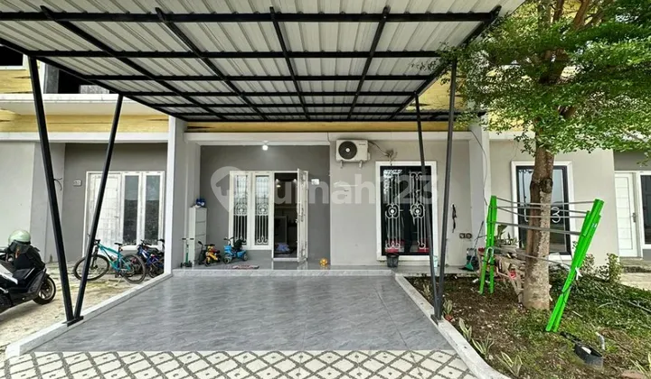 Dijual Rumah Semi Furnish Cantik Minimalist Dalam Komplek