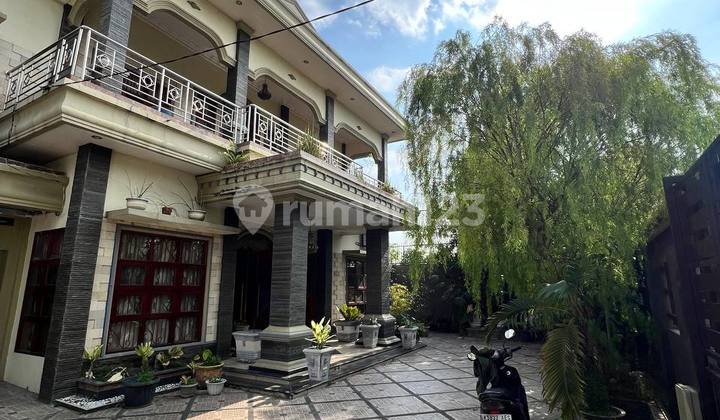 For Sale Large Luxurious House with Cinema and Swimming Pool