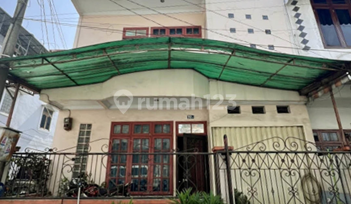 For Sale House in Pasar 3 Krakatau with 5 Bedrooms For Sale House in Pasar 3 Krakatau with 5 Bedrooms