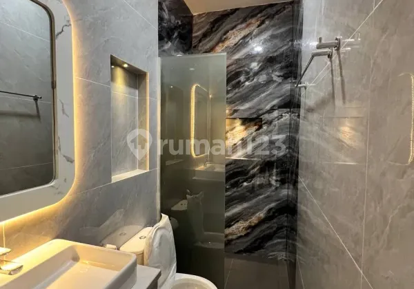 Dijual Rumah baru dengan interior cantik di daerah Pancing 2