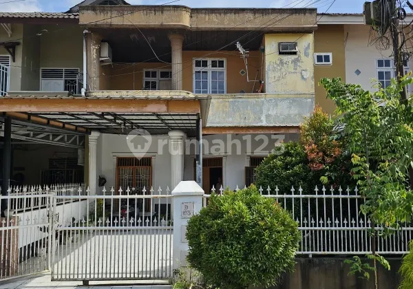 Large House in Johor Area 500 Million Size 7.5 X 24 Meters