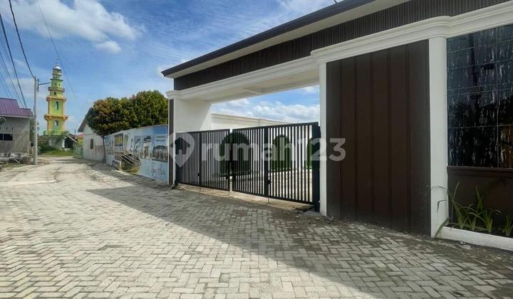 Large New House in Ryouma Residence Complex 2