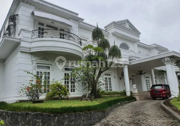 Dijual Rumah Mewah Elit Seperti di Film Dalam Bukit Hijau Regency Dijual Rumah Mewah Elit Seperti di Film Dalam Bukit Hijau Regency