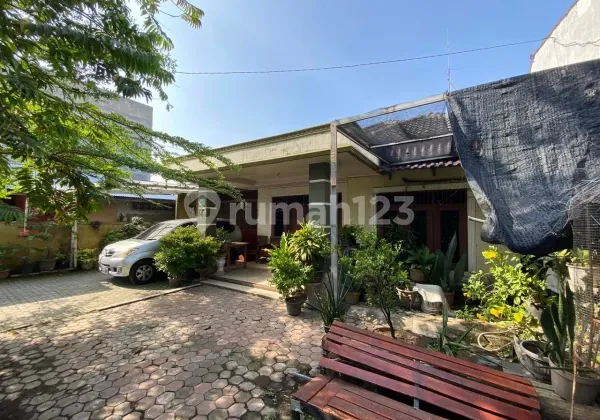 Beautiful Permanent House Spacious and Lush in Cemara Beautiful Permanent House Spacious and Lush in Cemara