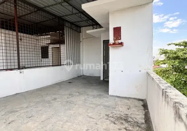 Jual Rugi Ruko 3 Lantai , SHM di Ayanhanda, Medan Petisah  2