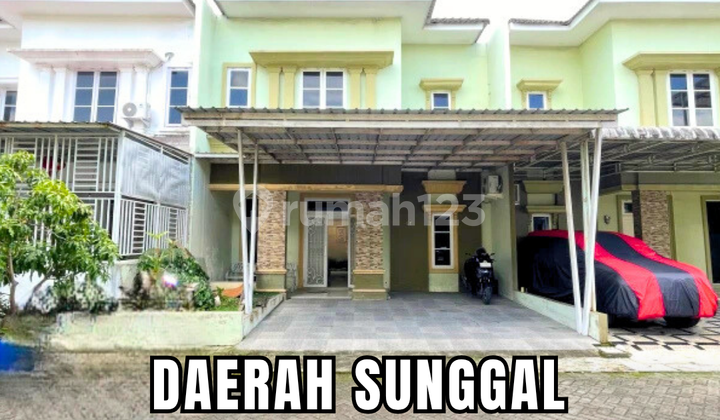 Rumah Lebar 8 m dengan Mini Garden ada di Komp.Evergreen Sunggal