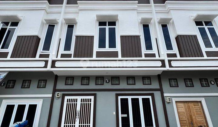 Dijual Rumah Baru Interior Mewah Semi Furnish di Pancing 1
