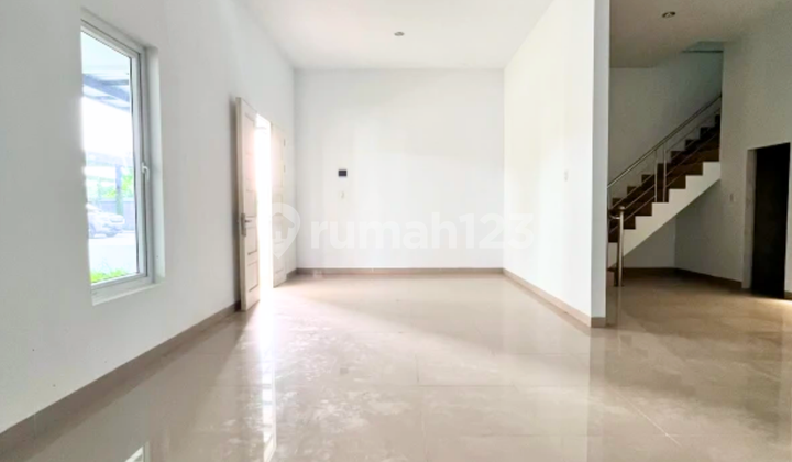 Dijual Rumah Siap Huni di Komplek Imperial Mansion 2