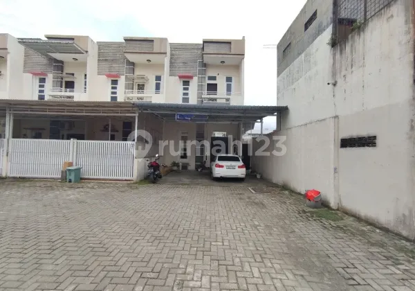Dijual Rumah di Komplek Murni Setia Budi Posisi Hook Dijual Rumah di Komplek Murni Setia Budi Posisi Hook