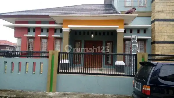 Dijual Rumah Besar 2 Lantai Siap Huni di Karya Jaya Medan Johor 2