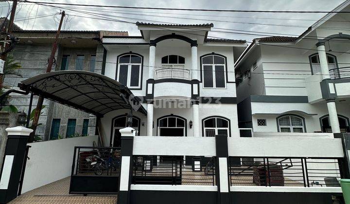 Rumah mewah 2lantai dalam komplek citra wisata 1