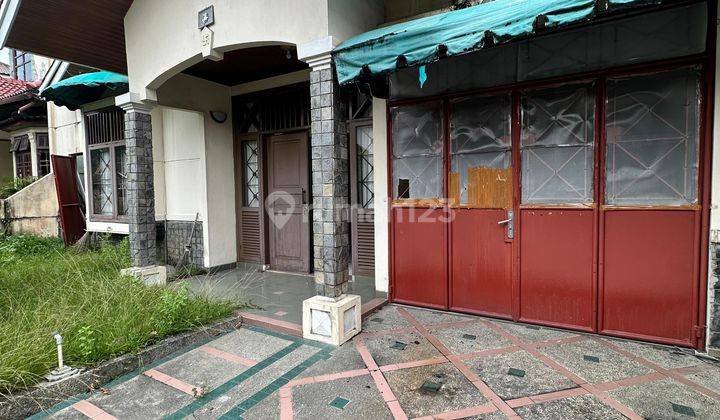 Rumah 1 lantai lokasi di tengah kota Medan  2