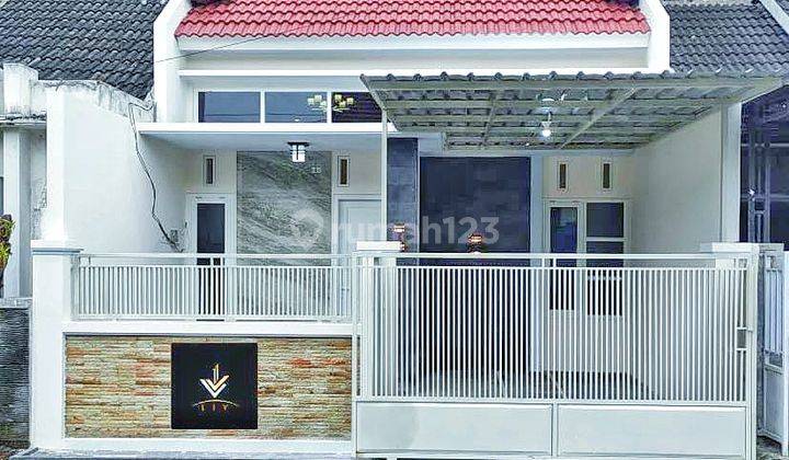 RUMAH CANTIK NYAMAN HUNI DI JANTUNG KOTA JEMBER (Rma) 1