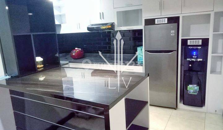 RUMAH FULL PERABOTAN CANTIK DI JANTUNG KOTA JEMBER (Pkk) 4