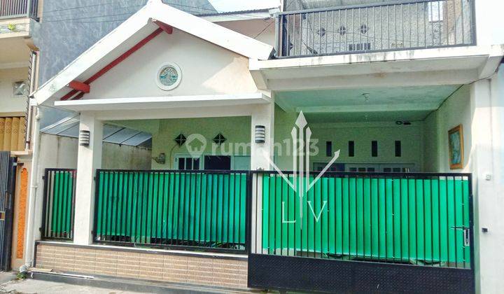 RUMAH CANTIK NYAMAN HUNI DI TENGAH KOTA JEMBER 1
