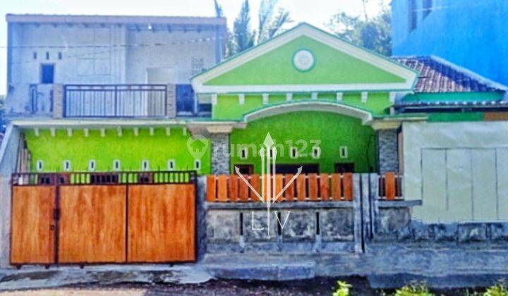 RUMAH LUAS CANTIK NYAMAN HUNI DI KOTA JEMBER (Yus - Anny) 1