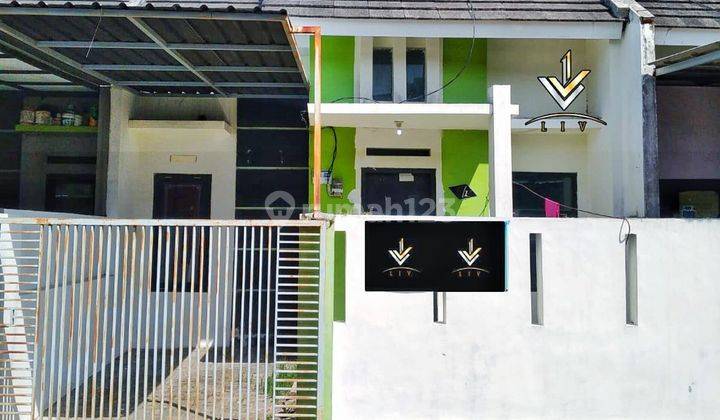 RUMAH MODERN MINIMALIS CANTIK DI KOTA JEMBER (Mrk) 1