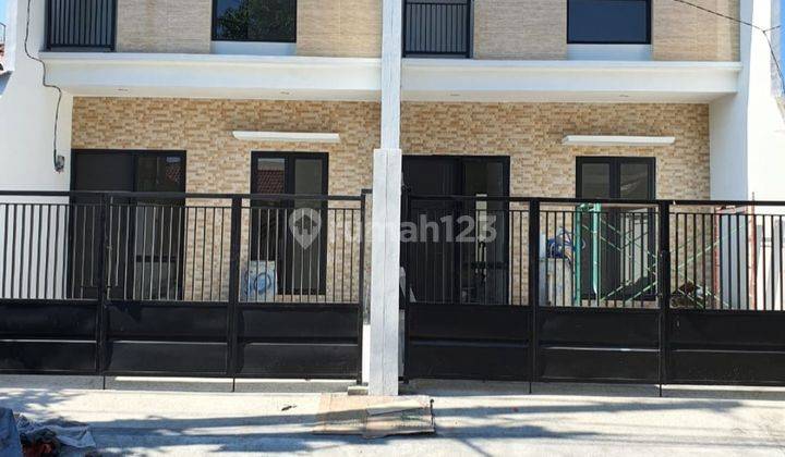 Dijual rumah 2 Lt Minimalis Jejer 2 di Nirwana Executive Sby  1