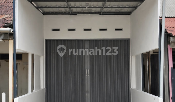 Shop-ready Unit Suitable for Various Businesses, Busy Area of Pontianak City Shop-ready Unit Suitable for Various Businesses, Busy Area of Pontianak City