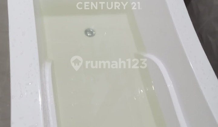 Neat House Ready to Live In Location Near City and Renowned Private Schools