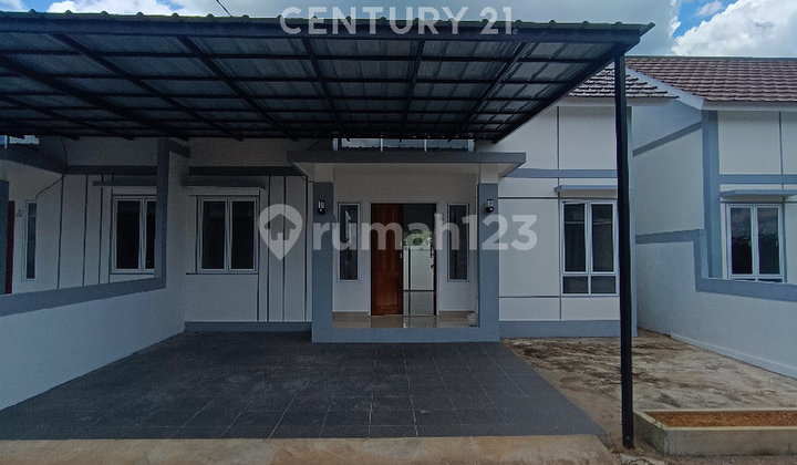 Rumah Baru Siap Huni Di Jl. Serdam Pontianak