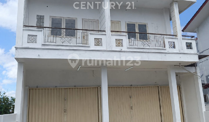 Ready-to-Use Shop House with Neat Ceramic Flooring, Busy Location in Pontianak
