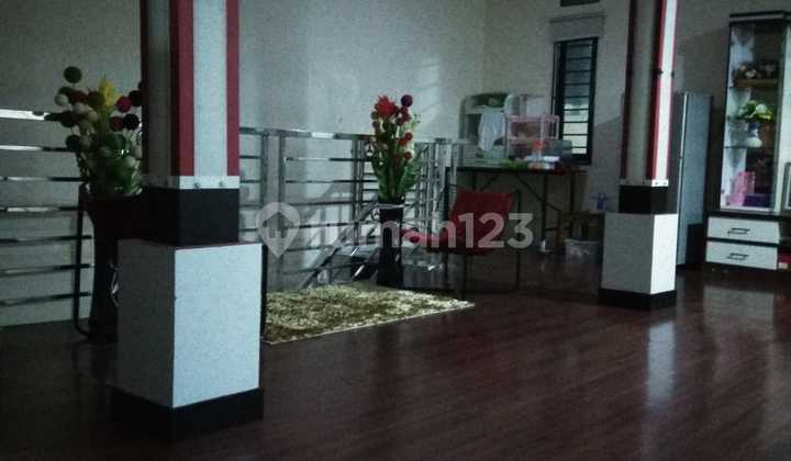 Rumah Tinggal Konsep Modern Minimalis Dan Mewah 2