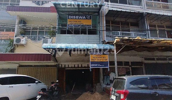Ruko 3 Lantai Jl. Gajah Mada 1 Cocok Usaha Ruko 3 Lantai Jl. Gajah Mada 1 Cocok Usaha