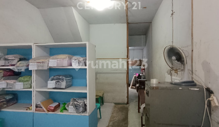 Strategic Shop House Near Market and City Center, Siantan Pontianak 2