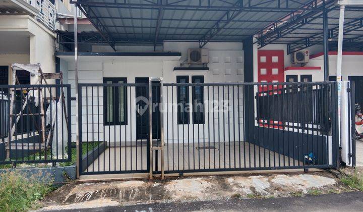 Rumah 2 Lantai  Siap Huni  Jl. Sungai Raya Dalam 1