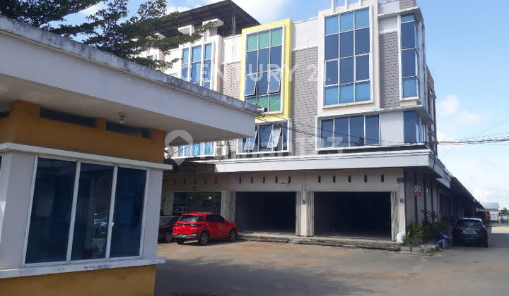 2-Story Shop House on Jl. Adi Sucipto Sakura BIZ 2