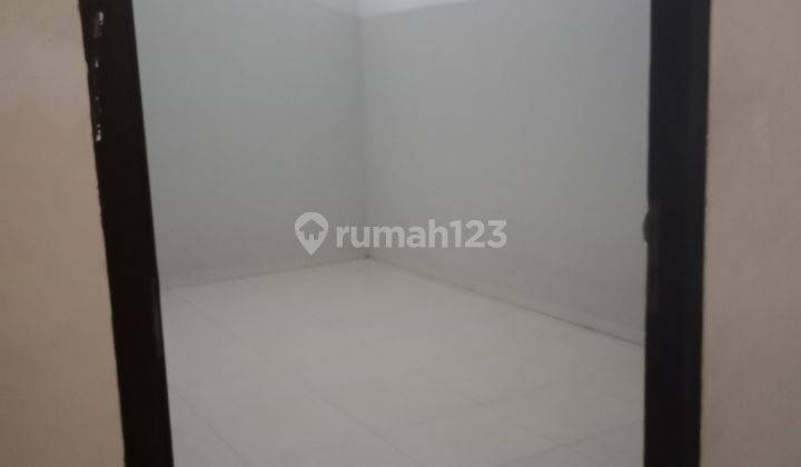 Rumah 2 Lantai  Siap Huni  Jl. Sungai Raya Dalam 2