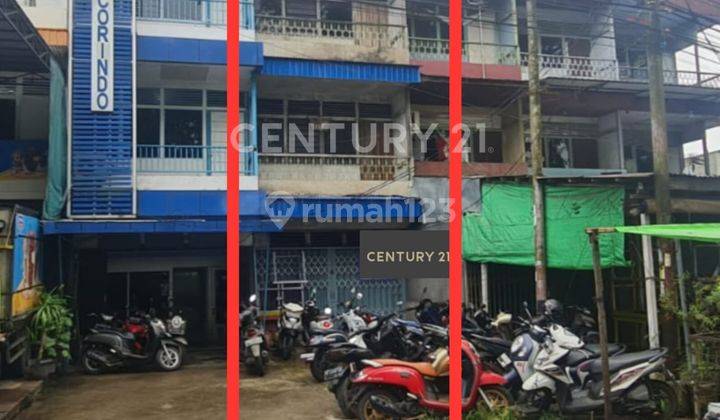 Ruko Kosong 3 Lantai Di Tepi Jalan Imam Bonjol 1