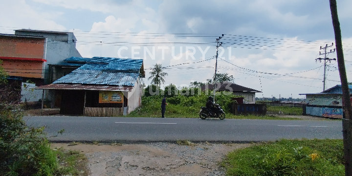 Tanah 68.216 M2 Di JL. ADI SUCIPTO 980RB/M TEPI JALAN