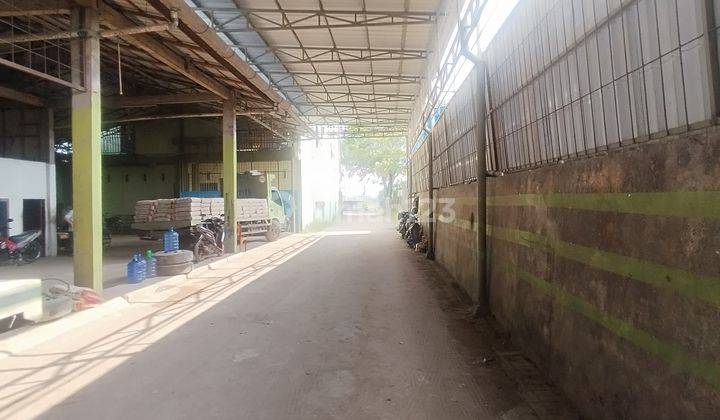 Gudang Ukuran 17.5 M X 77M: 1.347.5M2 Siantan Jl. Khatulististiwa 2