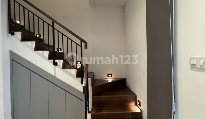 Prime Location! Rumah Provence Suite BSD - EV Charging, Fully Furnished 2