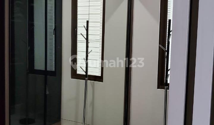 Greenwich Park Whelford 3 Floors - SHM, South Facing, Price 1.7 Billion! 2